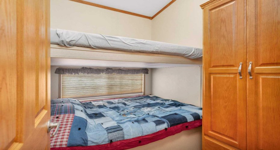 12040 Township Road 422, Rural Ponoka County, Alberta T0C 2J0, 2 Bedrooms Bedrooms, ,1 BathroomBathrooms,Residential,For Sale,Township Road 422,A2267579