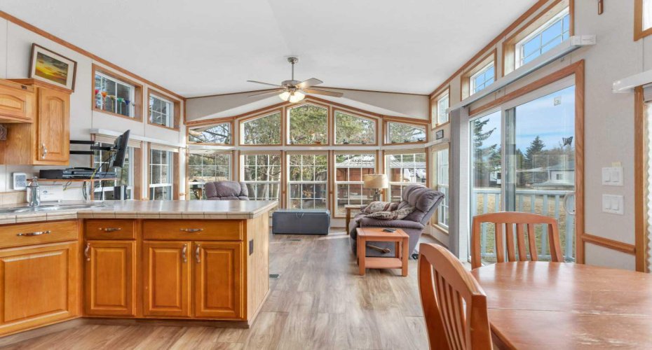 12040 Township Road 422, Rural Ponoka County, Alberta T0C 2J0, 2 Bedrooms Bedrooms, ,1 BathroomBathrooms,Residential,For Sale,Township Road 422,A2267579