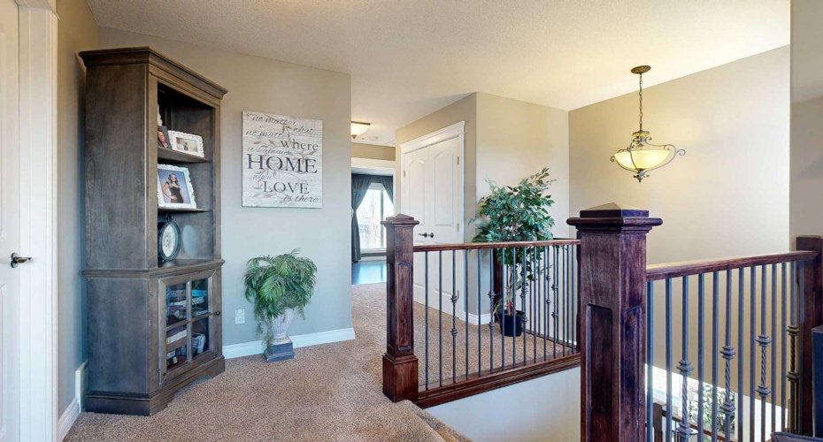 59 Spruce Road, Whitecourt, Alberta T7S 0C7, 5 Bedrooms Bedrooms, ,4 BathroomsBathrooms,Residential,For Sale,Spruce,A2267419