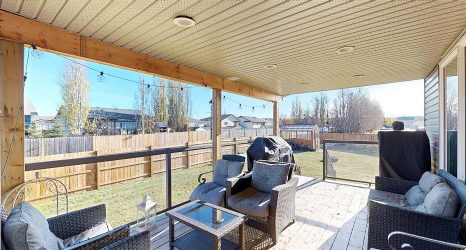 59 Spruce Road, Whitecourt, Alberta T7S 0C7, 5 Bedrooms Bedrooms, ,4 BathroomsBathrooms,Residential,For Sale,Spruce,A2267419
