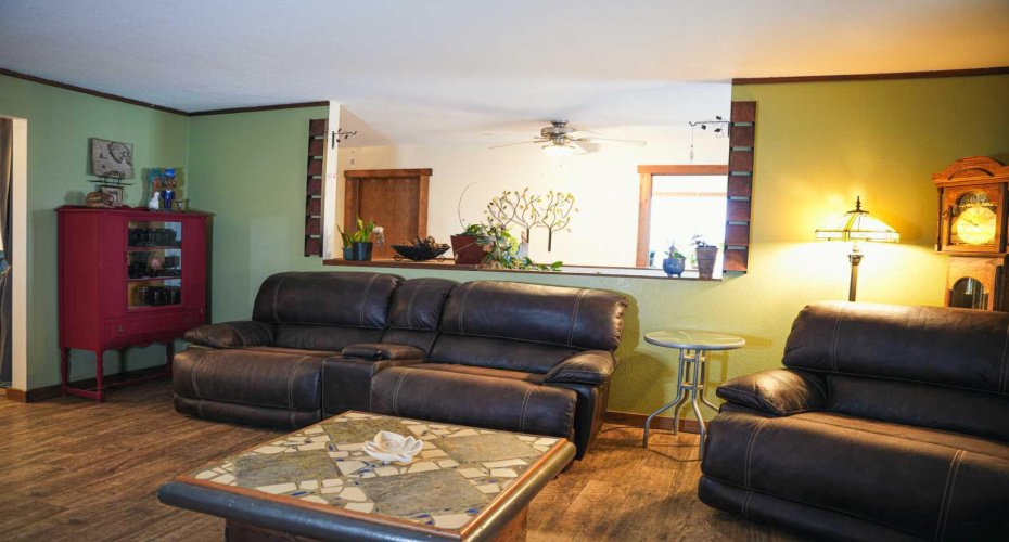 4205 47 Street, Hardisty, Alberta T0B 1V0, 5 Bedrooms Bedrooms, ,3 BathroomsBathrooms,Residential,For Sale,47,A2267429