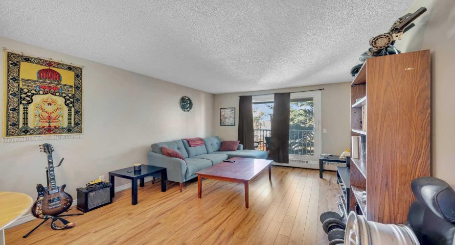 110 20 Avenue, Calgary, Alberta T2E 1P7, 1 Bedroom Bedrooms, ,1 BathroomBathrooms,Residential,For Sale,20,A2267664