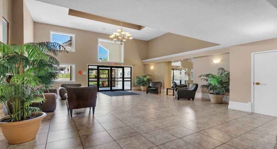 7451 Springbank Boulevard, Calgary, Alberta T3H 5R2, 2 Bedrooms Bedrooms, ,2 BathroomsBathrooms,Residential,For Sale,Springbank,A2267707