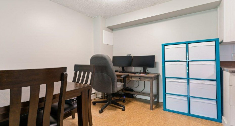 8948 Elbow Drive, Calgary, Alberta T2V 0H9, 2 Bedrooms Bedrooms, ,2 BathroomsBathrooms,Residential,For Sale,Elbow,A2261760