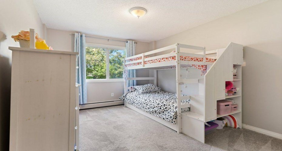 8948 Elbow Drive, Calgary, Alberta T2V 0H9, 2 Bedrooms Bedrooms, ,2 BathroomsBathrooms,Residential,For Sale,Elbow,A2261760