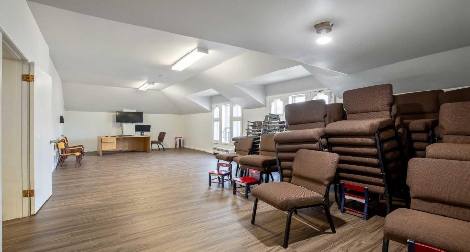 1405 8 Avenue, Calgary, Alberta T2G 0N1, ,Commercial,For Sale,8,A2267803