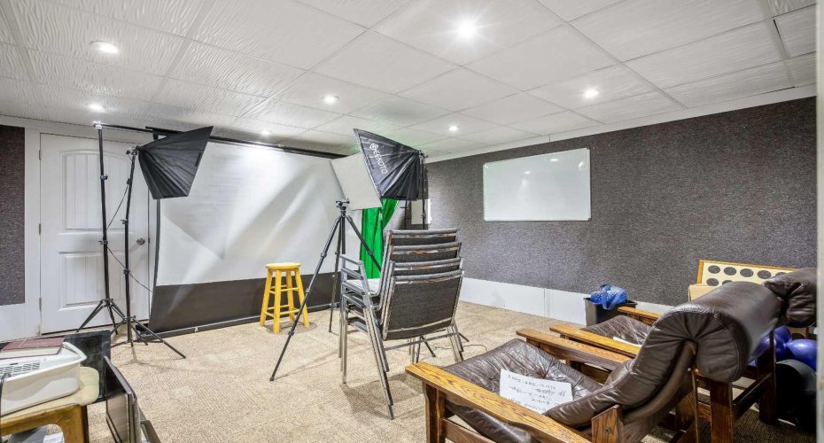 1405 8 Avenue, Calgary, Alberta T2G 0N1, ,Commercial,For Sale,8,A2267803