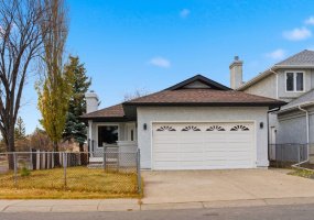 5 Del Monica Bay, Calgary, Alberta T1Y6R2, 6 Bedrooms Bedrooms, ,3 BathroomsBathrooms,Residential,For Sale,Del Monica,A2267947
