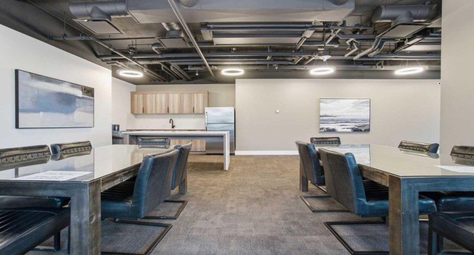 220 12 Avenue, Calgary, Alberta T2G0R5, 2 Bedrooms Bedrooms, ,2 BathroomsBathrooms,Residential,For Sale,12,A2268349