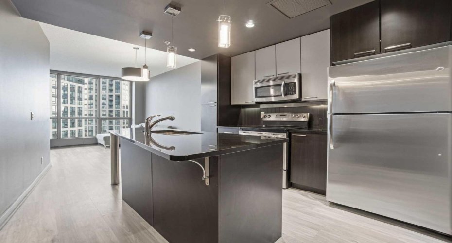 220 12 Avenue, Calgary, Alberta T2G0R5, 2 Bedrooms Bedrooms, ,2 BathroomsBathrooms,Residential,For Sale,12,A2268349