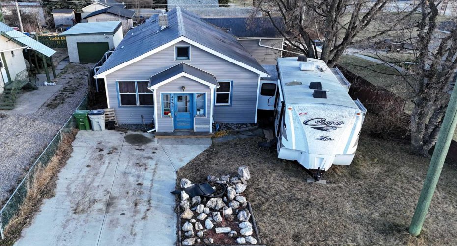 4725 5 AVE, Edson, Alberta T7E 1C6, 4 Bedrooms Bedrooms, ,2 BathroomsBathrooms,Residential,For Sale,5 AVE,A2268357