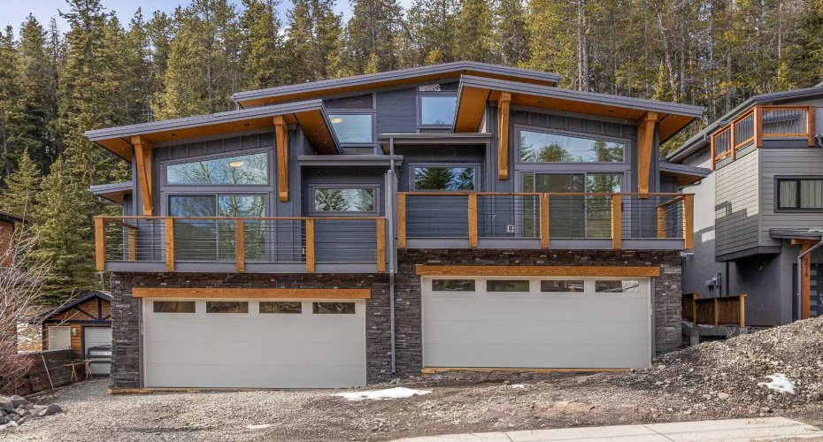 249B Three Sisters Drive, Canmore, Alberta T1W 2M4, 4 Bedrooms Bedrooms, ,4 BathroomsBathrooms,Residential,For Sale,Three Sisters,A2268384