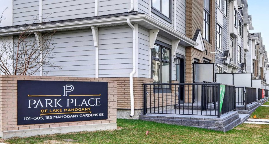 157 Mahogany Gardens, Calgary, Alberta T3M 3Y2, 3 Bedrooms Bedrooms, ,3 BathroomsBathrooms,Residential,For Sale,Mahogany,A2268396