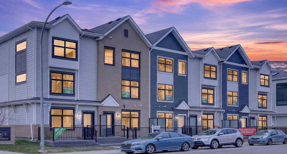 153 Mahogany Gardens, Calgary, Alberta T3M 3Y2, 2 Bedrooms Bedrooms, ,3 BathroomsBathrooms,Residential,For Sale,Mahogany,A2268407
