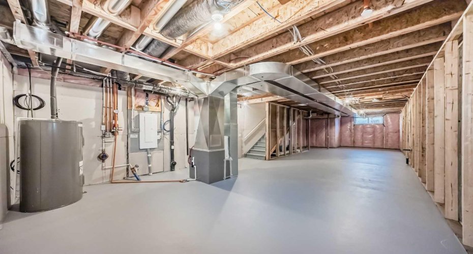 197 Hotchkiss Road, Calgary, Alberta T3S 0T9, 3 Bedrooms Bedrooms, ,3 BathroomsBathrooms,Residential,For Sale,Hotchkiss,A2268554