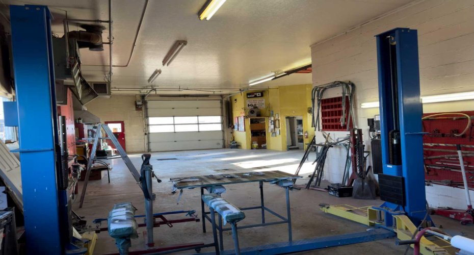 5020 49 Street, Provost, Alberta T0B 3S0, ,Commercial,For Sale,Provost Auto Body,49,A2268614