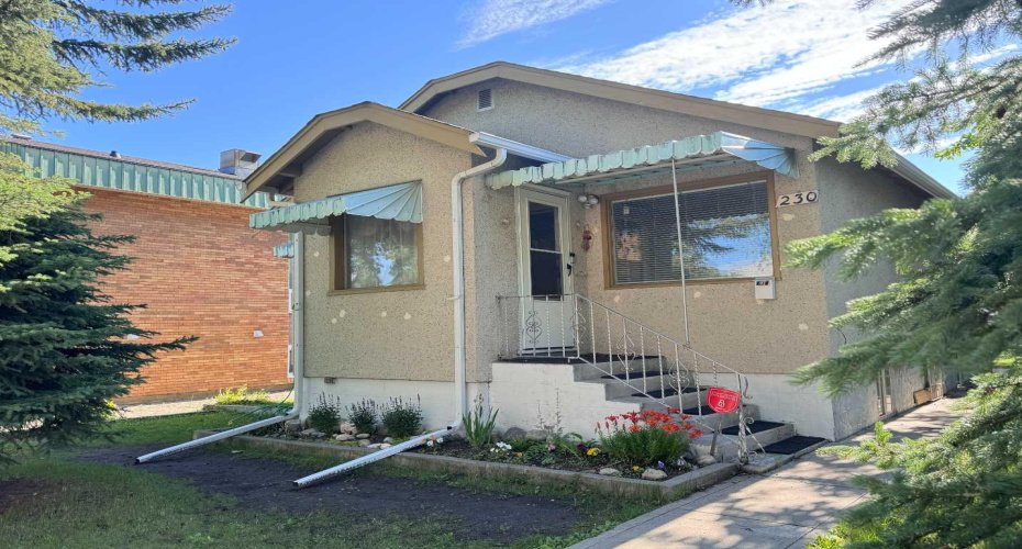 230 8A Street, Calgary, Alberta T2E 4J1, 3 Bedrooms Bedrooms, ,2 BathroomsBathrooms,Residential,For Sale,8A,A2268621