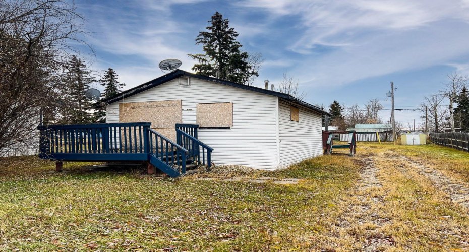5302, 5304 & 5306 50 Avenue, Valleyview, Alberta T0H 3N0, ,Commercial,For Sale,50,A2267746