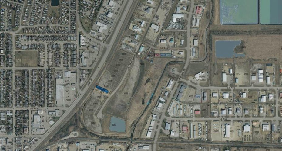 5360 Len Thompson Drive, Lacombe, Alberta T4L 2H3, ,Commercial,For Sale,Len Thompson,CA0131974