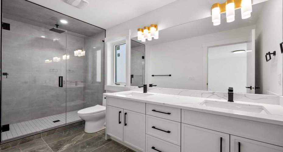 3116 4A Street, Calgary, Alberta T2M 3B4, 4 Bedrooms Bedrooms, ,5 BathroomsBathrooms,Residential,For Sale,4A,A2268162