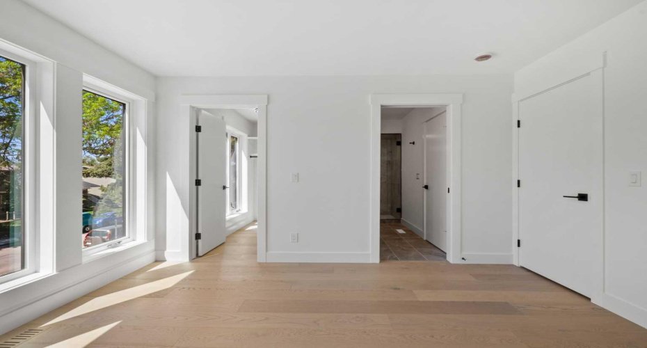 3116 4A Street, Calgary, Alberta T2M 3B4, 4 Bedrooms Bedrooms, ,5 BathroomsBathrooms,Residential,For Sale,4A,A2268162