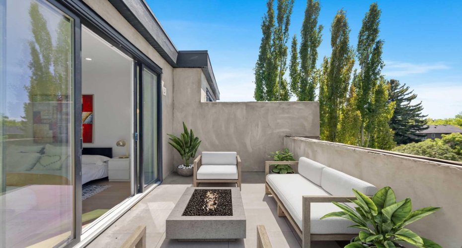 3116 4A Street, Calgary, Alberta T2M 3B4, 4 Bedrooms Bedrooms, ,5 BathroomsBathrooms,Residential,For Sale,4A,A2268162