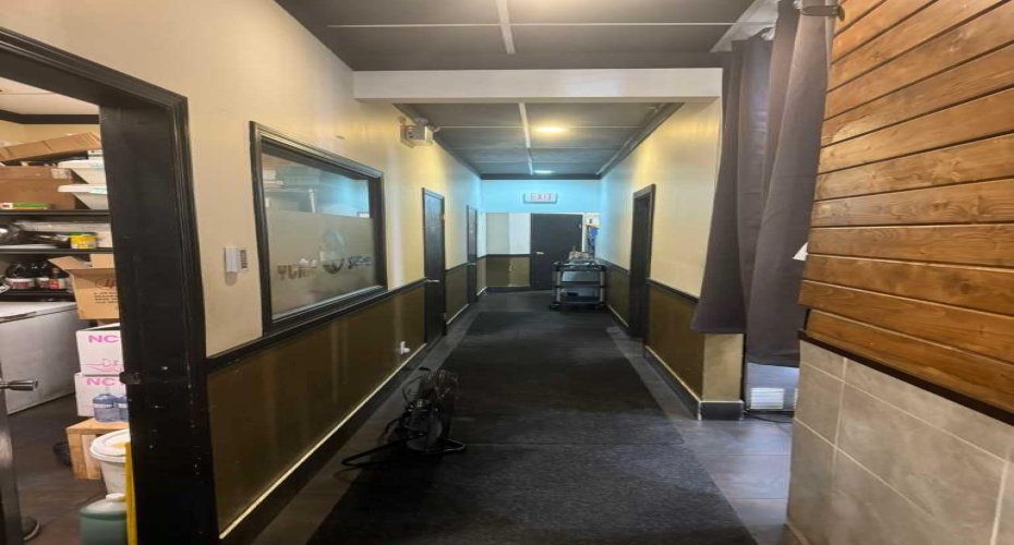 3400 14 Street, Calgary, Alberta T2K 1H9, ,Commercial,For Lease,14,A2235927