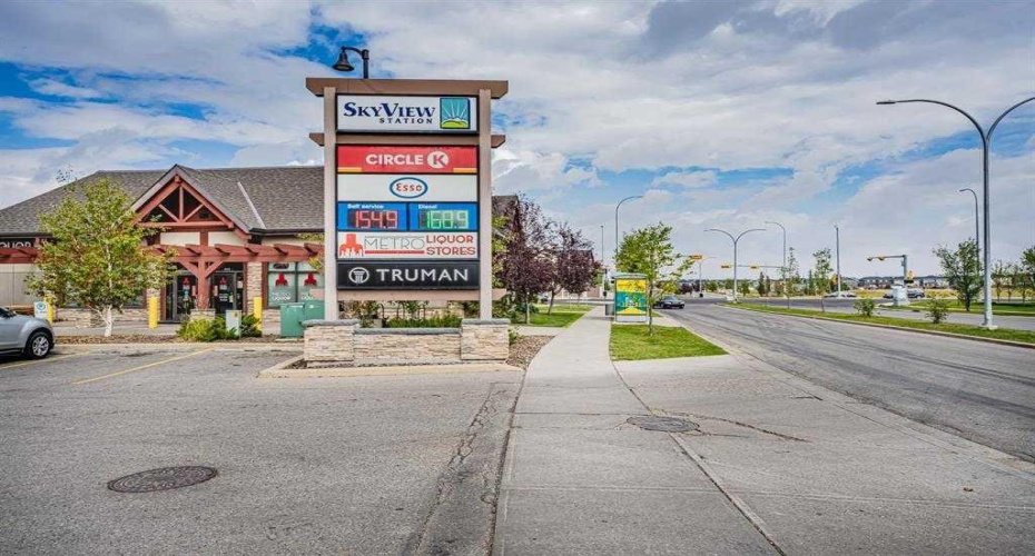 60 Skyview Ranch Road, Calgary, Alberta T3N 0G3, 2 Bedrooms Bedrooms, ,2 BathroomsBathrooms,Residential,For Sale,Skyview Ranch,A2267500