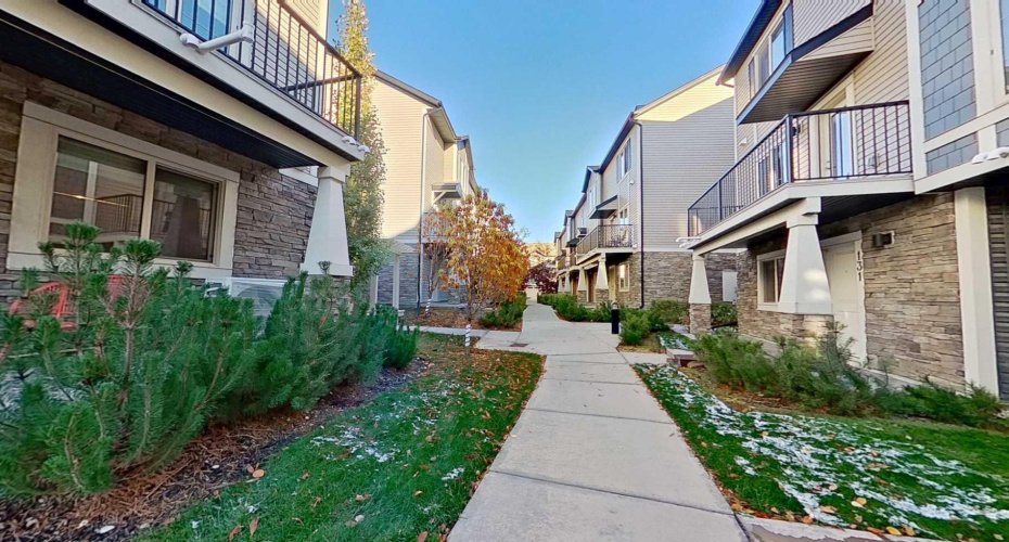 132 Legacy Point, Calgary, Alberta T2X3X3, 4 Bedrooms Bedrooms, ,3 BathroomsBathrooms,Residential,For Sale,Legacy,A2267975