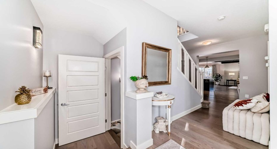 98 Legacy Lane, Calgary, Alberta t2x1y7, 4 Bedrooms Bedrooms, ,4 BathroomsBathrooms,Residential,For Sale,Legacy,A2268905