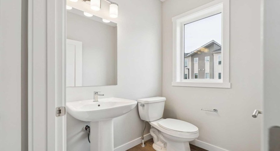 107 Shawnee Square, Calgary, Alberta T2Y 0W4, 2 Bedrooms Bedrooms, ,3 BathroomsBathrooms,Residential,For Sale,Shawnee,A2268566