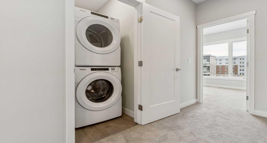 107 Shawnee Square, Calgary, Alberta T2Y 0W4, 2 Bedrooms Bedrooms, ,3 BathroomsBathrooms,Residential,For Sale,Shawnee,A2268566