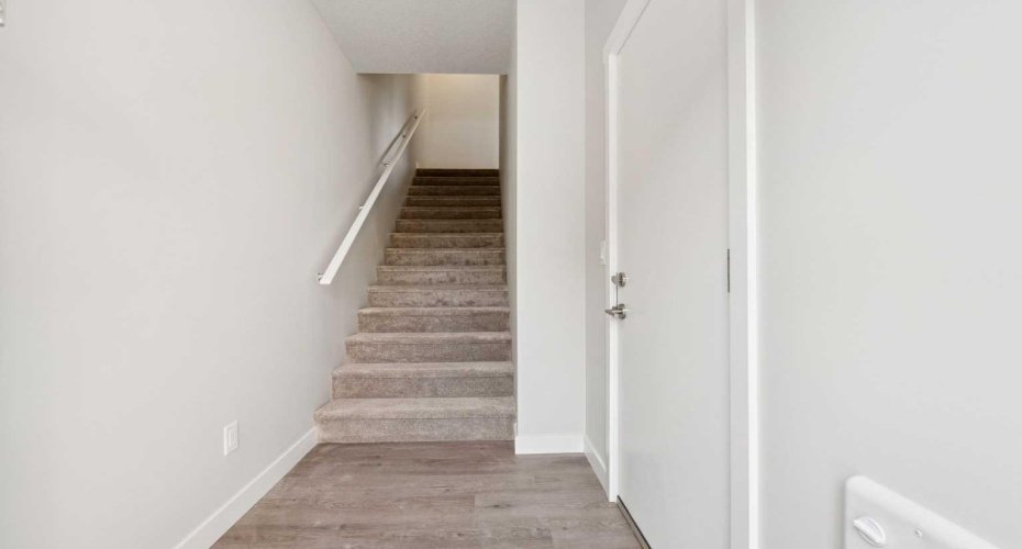 107 Shawnee Square, Calgary, Alberta T2Y 0W4, 2 Bedrooms Bedrooms, ,3 BathroomsBathrooms,Residential,For Sale,Shawnee,A2268566