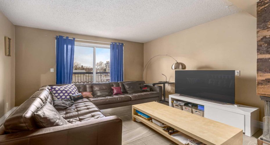 643 4 Avenue, Calgary, Alberta T2E 0J9, 2 Bedrooms Bedrooms, ,2 BathroomsBathrooms,Residential,For Sale,4,A2268624