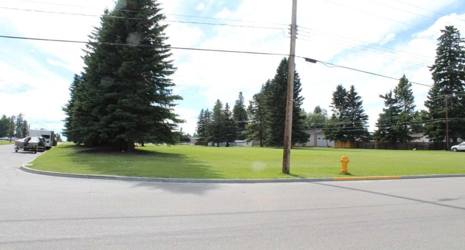 4022 4 Avenue, Edson, Alberta T7E 1B6, ,Land,For Sale,4 Avenue,A2220047
