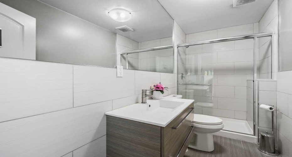 232 8A Street, Calgary, Alberta T2E 4J1, ,Commercial,For Sale,8A,A2269236