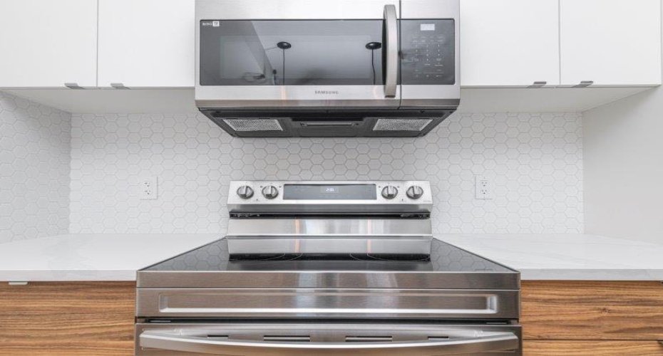 10060 46 Street, Calgary, Alberta T3J2H8, 1 Bedroom Bedrooms, ,1 BathroomBathrooms,Residential,For Sale,46,A2268486