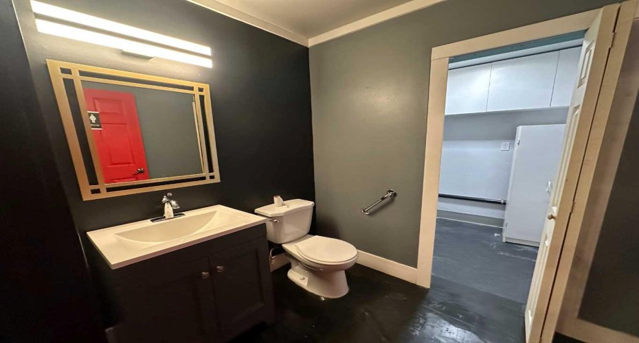 9807 105 Street, Grande Prairie, Alberta T8V 4Y8, ,Commercial,For Lease,The Kastle,105,A2268936