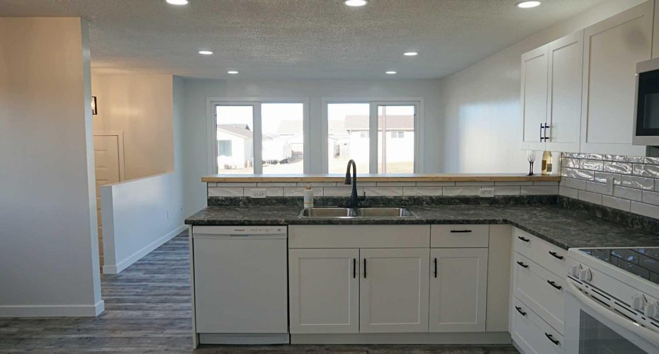 4907 53 Avenue, Kitscoty, Alberta T0B 2P0, 3 Bedrooms Bedrooms, ,1 BathroomBathrooms,Residential,For Sale,53,A2269030