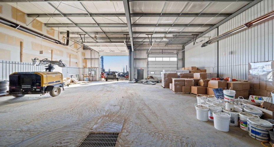 8028 Edgar Industrial Crescent, Red Deer, Alberta T4P 3R3, ,Commercial,For Sale,Edgar Industrial,A2267823