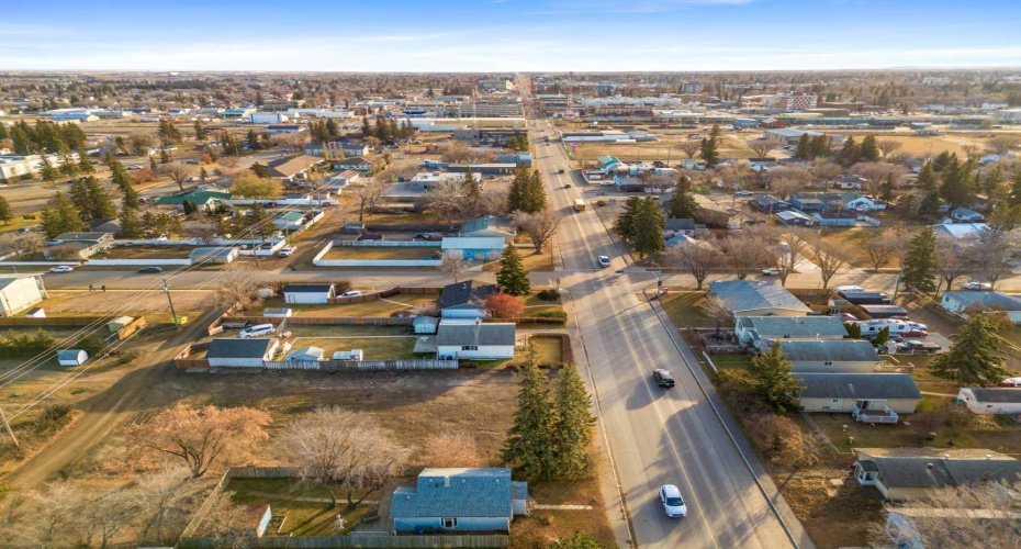 5509/5513 50 Avenue, Lloydminster, Saskatchewan S9V 0R2, ,Land,For Sale,50,A2267952