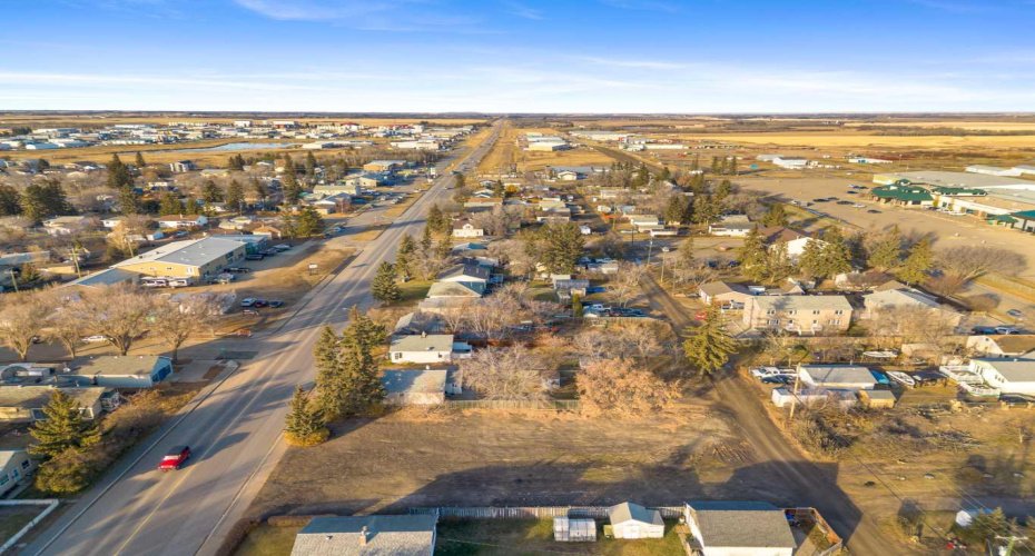 5509/5513 50 Avenue, Lloydminster, Saskatchewan S9V 0R2, ,Land,For Sale,50,A2267952