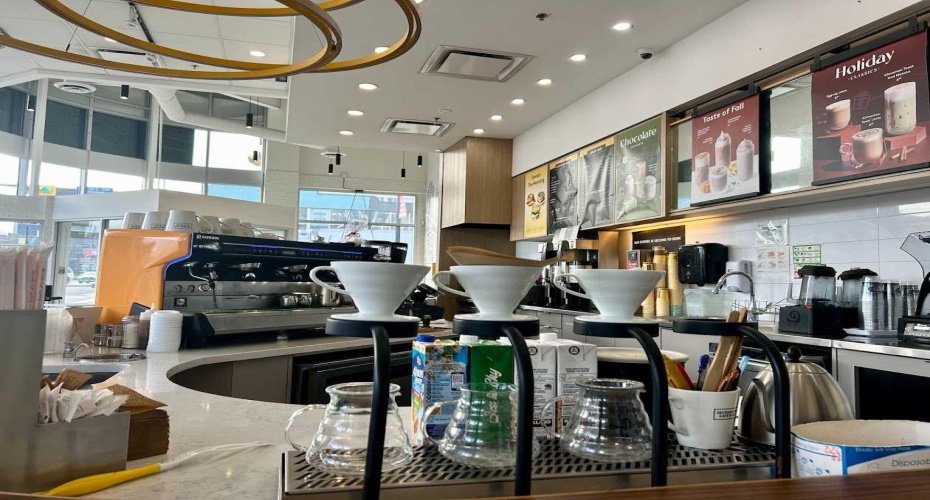 Calgary, Alberta, ,Commercial,For Lease,A2268524