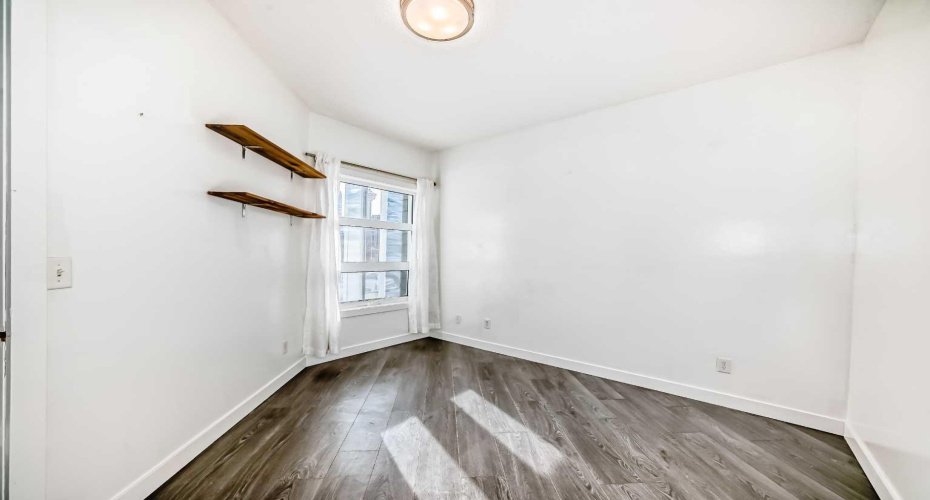 333 Riverfront Avenue, Calgary, Alberta T2G 5R1, 2 Bedrooms Bedrooms, ,1 BathroomBathrooms,Residential,For Sale,Riverfront,A2268806