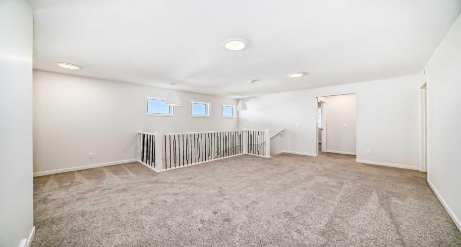 110 Hotchkiss Manor, Calgary, Alberta T3S 0G1, 4 Bedrooms Bedrooms, ,3 BathroomsBathrooms,Residential,For Sale,Hotchkiss,A2268810