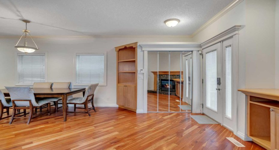 2834 Parkdale Boulevard, Calgary, Alberta T2N 3S8, 4 Bedrooms Bedrooms, ,4 BathroomsBathrooms,Residential,For Sale,Parkdale,A2268958