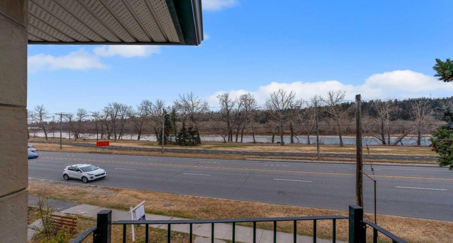 2834 Parkdale Boulevard, Calgary, Alberta T2N 3S8, 4 Bedrooms Bedrooms, ,4 BathroomsBathrooms,Residential,For Sale,Parkdale,A2268958