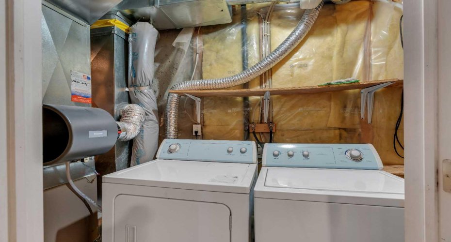 2834 Parkdale Boulevard, Calgary, Alberta T2N 3S8, 4 Bedrooms Bedrooms, ,4 BathroomsBathrooms,Residential,For Sale,Parkdale,A2268958