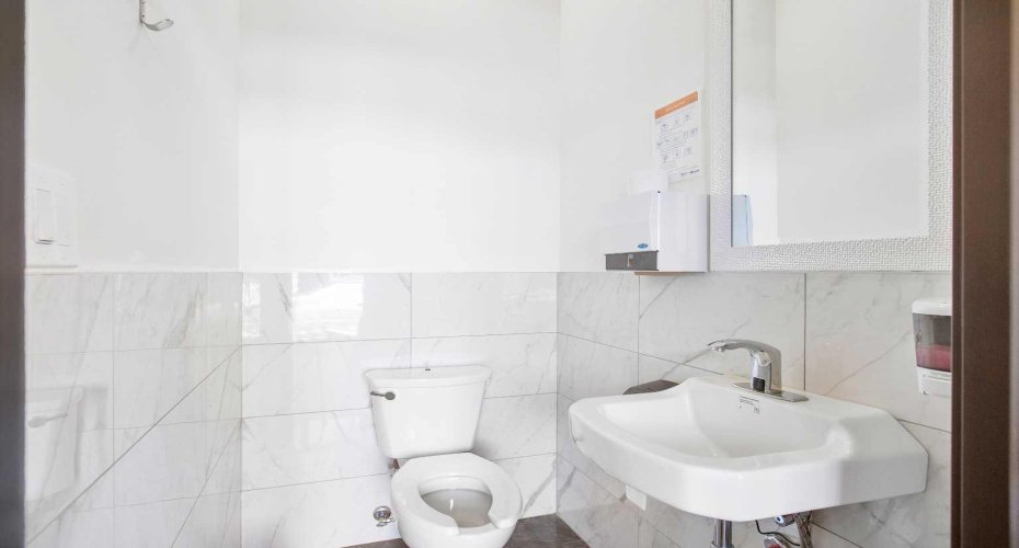 4250 109 Avenue, Calgary, Alberta T3N 1Z3, ,Commercial,For Sale,109,A2269213