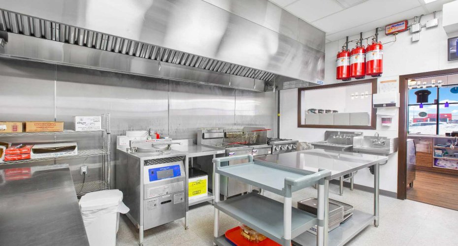 4250 109 Avenue, Calgary, Alberta T3N 1Z3, ,Commercial,For Sale,109,A2269213